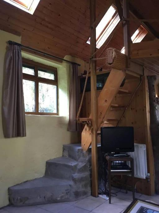 Traditional 18Th Century Converted Stables Уексфорд Екстериор снимка